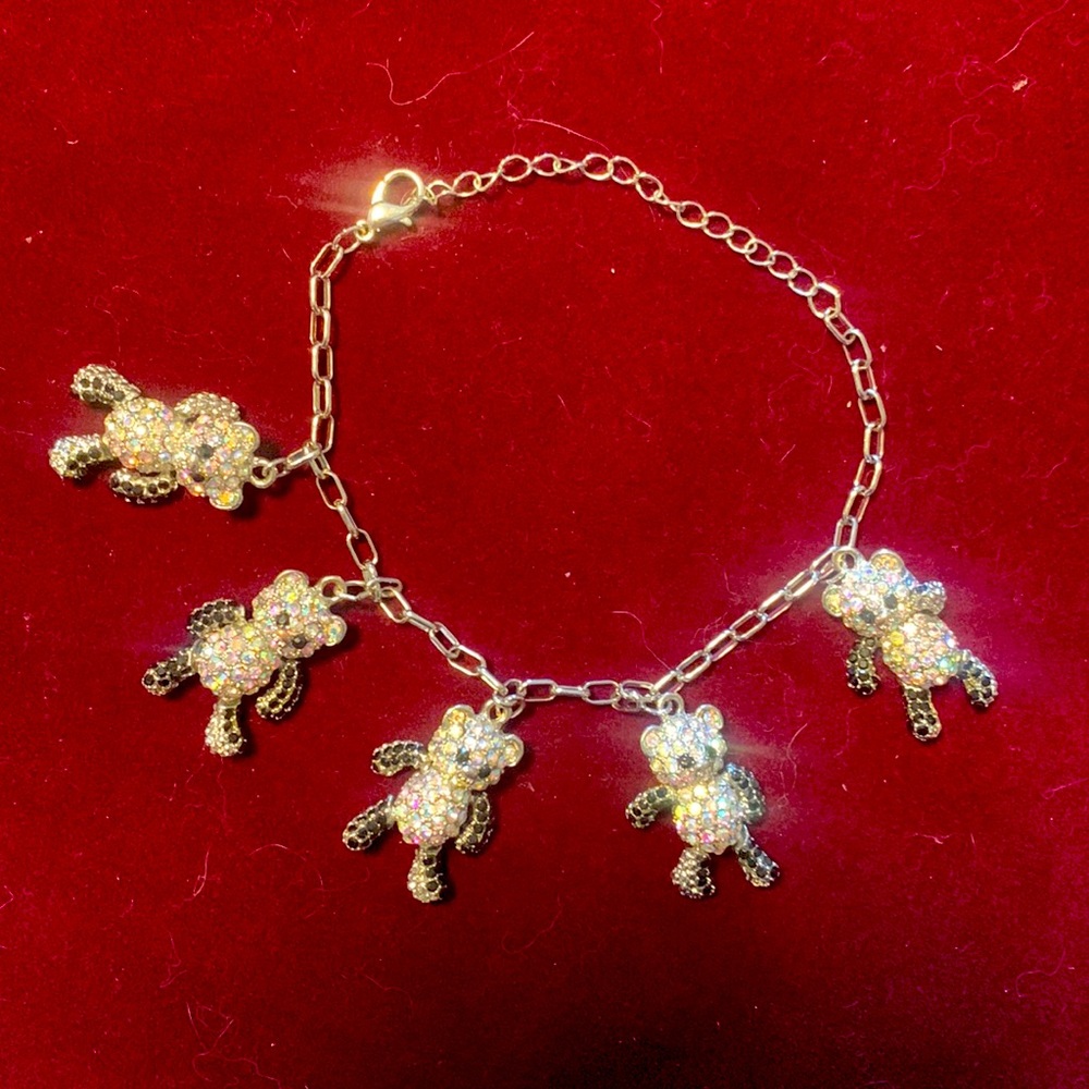 Silver Tone paperclip bracelet w/ five jewel tone teddy bears length up to 10 “